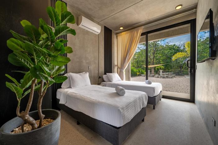 nelblu flamingo suites