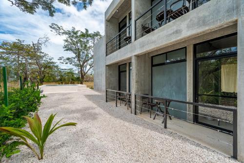 nelblu flamingo suites