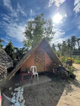 Akoya Beach Park & Cottages,,5 star