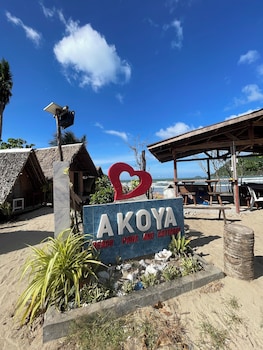 akoya beach park and cottages