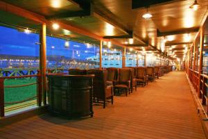 vintage luxury yacht hotel