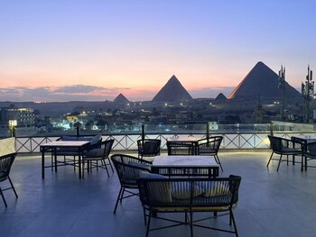 pyramids pavilion boutique hotel