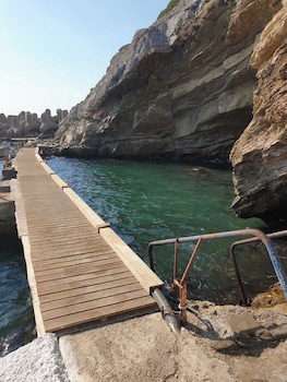 ikaria