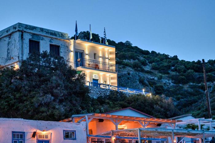 ikaria