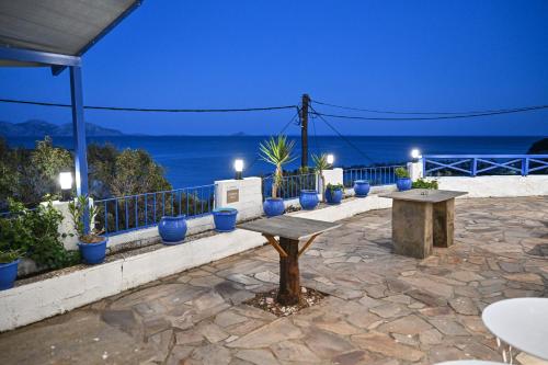 ikaria
