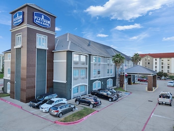 platinum inn and suites webster
