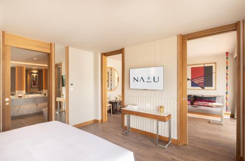 na u hotel