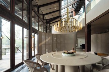 xin hotel