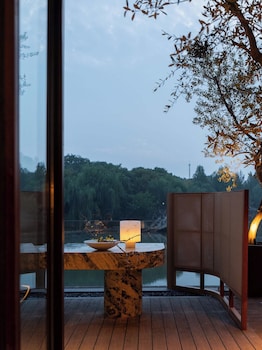 xin hotel