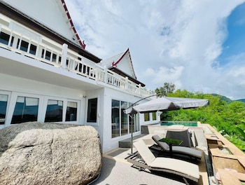 jaokhun bayview kamala phuket