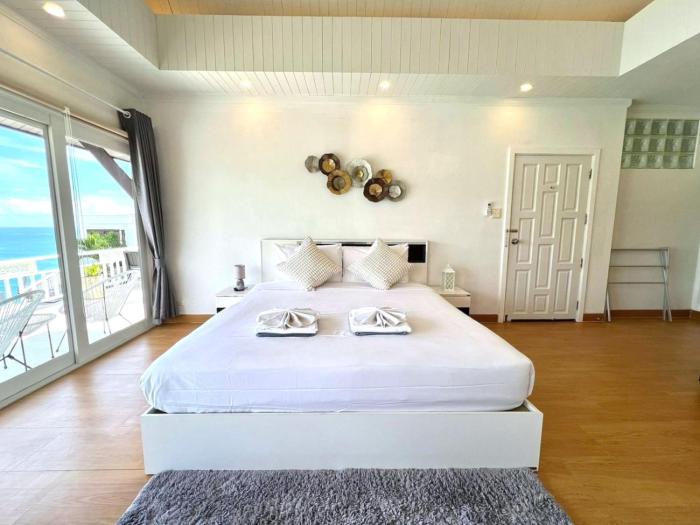 jaokhun bayview kamala phuket