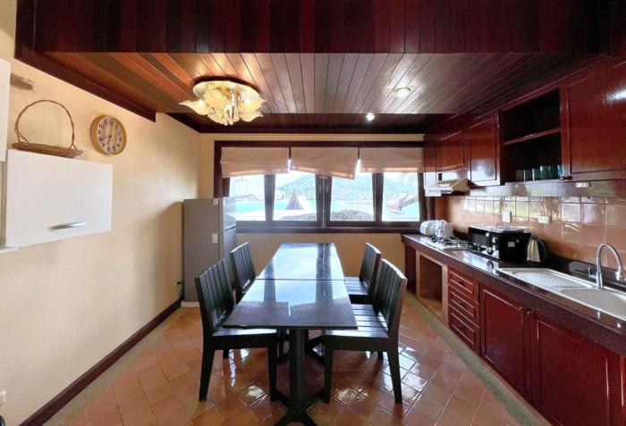 jaokhun bayview kamala phuket