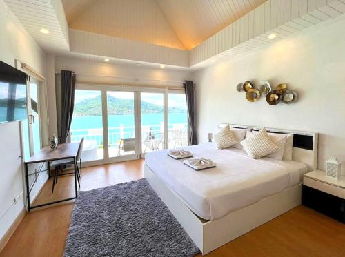 jaokhun bayview kamala phuket