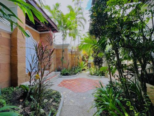 jaokhun bayview kamala phuket