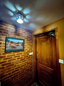 new shiva guest house