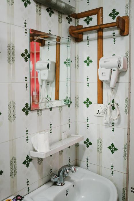 new shiva guest house