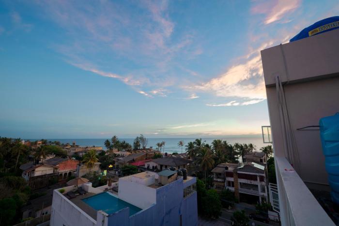 emerald resort hikkaduwa