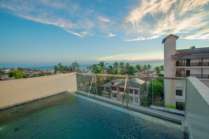 emerald resort hikkaduwa