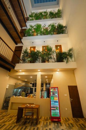 emerald resort hikkaduwa