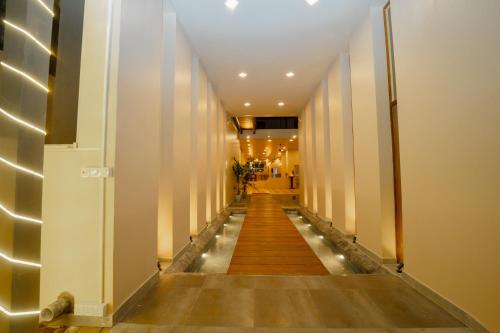 emerald resort hikkaduwa