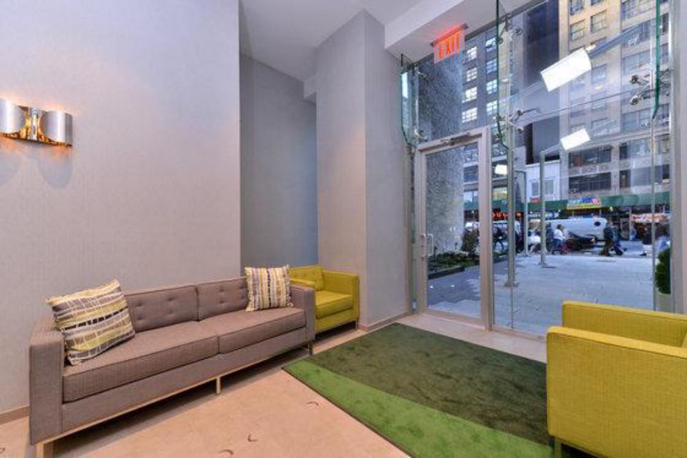 holiday inn new york city times square by ihg