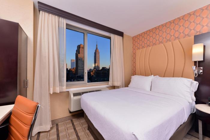 holiday inn new york city times square by ihg