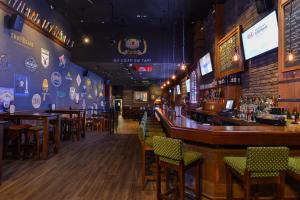 holiday inn new york city times square by ihg
