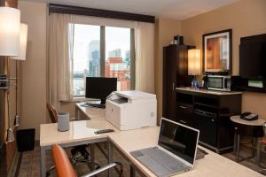 holiday inn new york city times square by ihg
