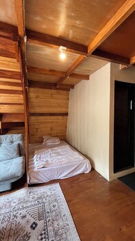 Villa Ira Dieng,,4 star