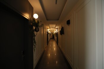 ren business hotel