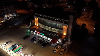 ren business hotel