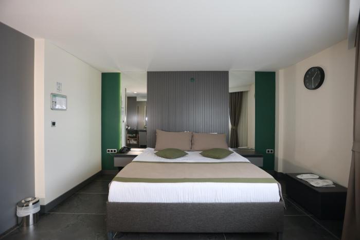 ren business hotel