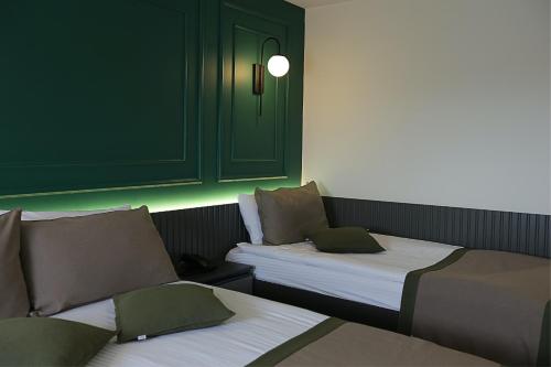 ren business hotel