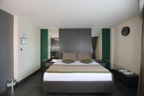 ren business hotel