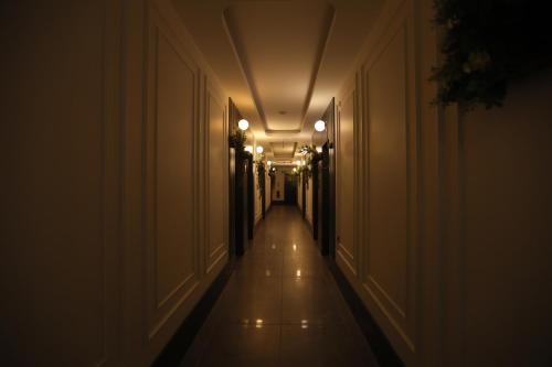 ren business hotel