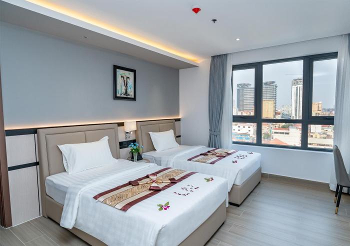 ln hotel and residence