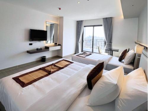 ln hotel and residence