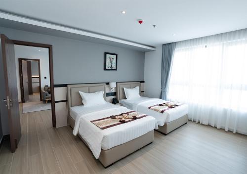 ln hotel and residence