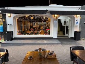 bella vita hotel en restaurant