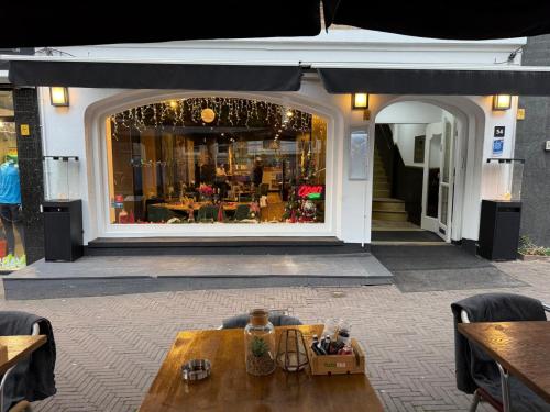 bella vita hotel en restaurant
