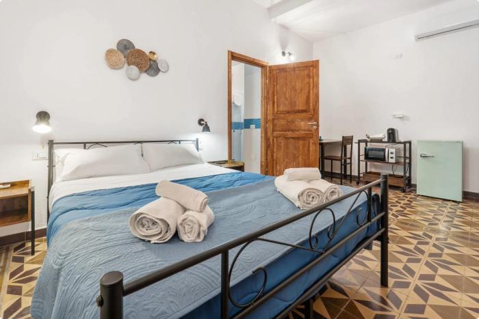 luxar suites and apartments