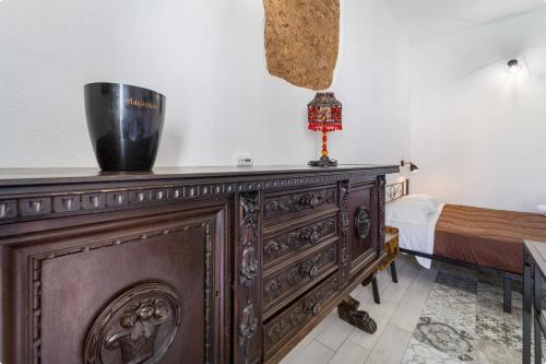 luxar suites and apartments