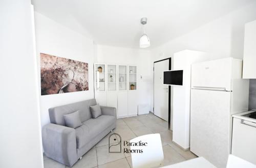 paradise rooms