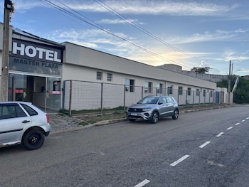 hotel master plaza formiga