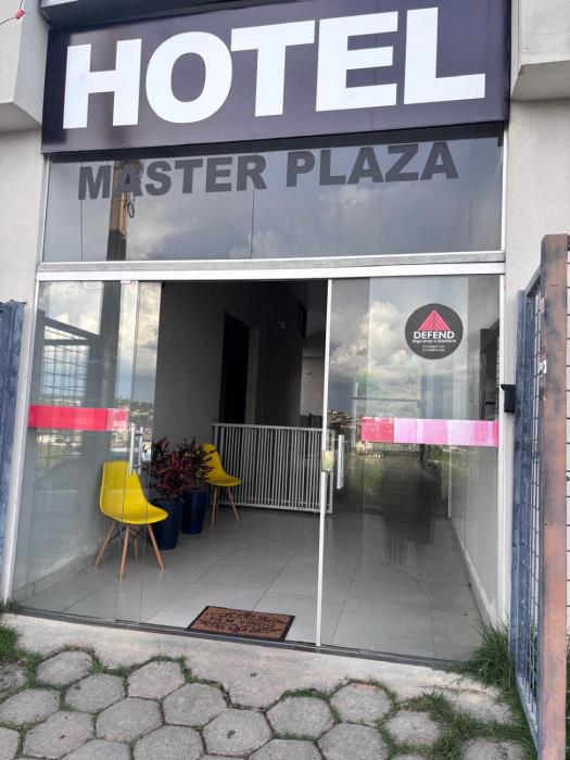 hotel master plaza formiga