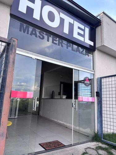 hotel master plaza formiga