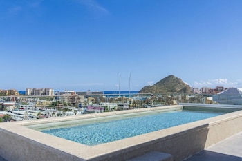 605 tower downtown cabo