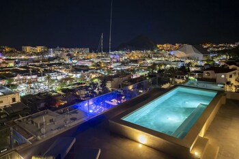 605 tower downtown cabo