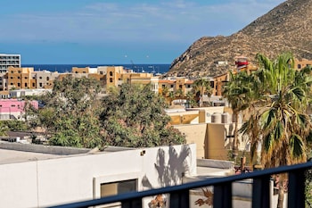 605 tower downtown cabo
