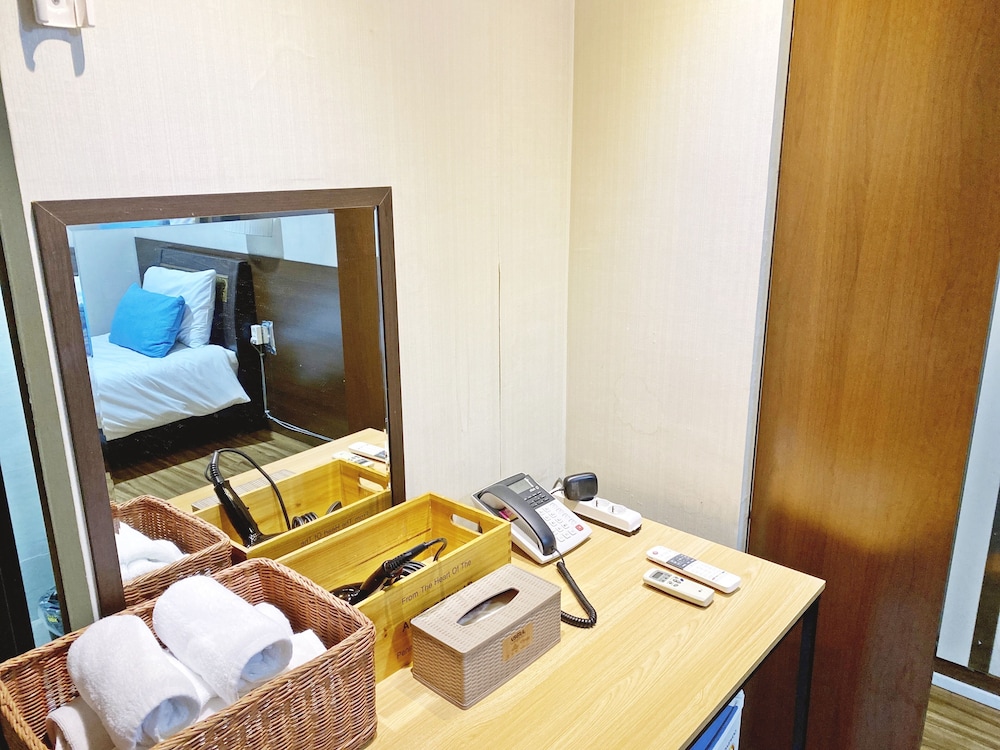 myeongdong merlin hotel